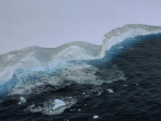 Morský ľad okolo Antarktídy už tretí rok klesol na alarmujúce minimum
