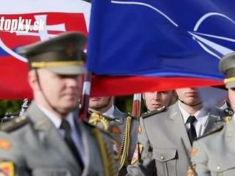 Pohľad politikov od vstupu Slovenska do NATO: Bezpečné prostredie, suverenita, ale aj veľké šťastie!