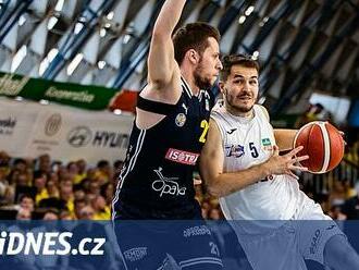 Opavští basketbalisté titul neobhájí, ve čtvrtfinále je přehrála Ostrava