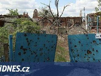 Rusové ostřelovali Charkov, střely zasáhly obytné domy a zranily šest lidí