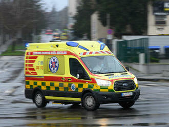 V Košiciach sa zrazil autobus s nákladným autom, päť ľudí utrpelo zranenia