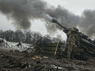 Ukrajina má ťažkosti na východe krajiny, nedostatok munície je závažný