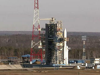 Štart nosnej rakety Angara z kozmodrómu Vostočnyj opäť odložili