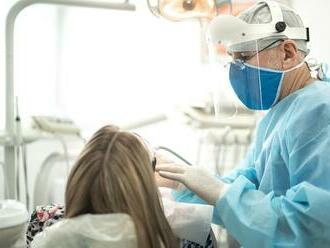 Zubári kritizujú zrušenie benefitov „zo dňa na deň“: Negatívny postoj však mali už v roku 2018