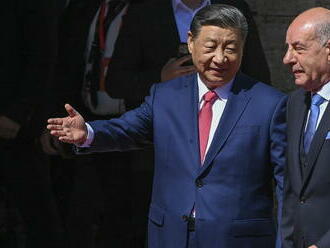Čínsky prezident je v Maďarsku, stretne sa s Orbánom. Plánujú podpísať desiatky dohôd