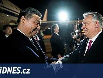 Čína je pilířem nového světového řádu, řekl Orbán a kývl na její mírový plán