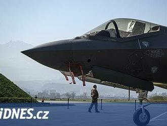 Alpský hotýlek centrem špionáže? Číňané měli výhled na základnu pro F-35