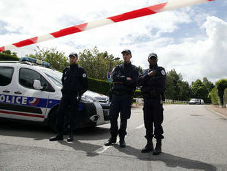 Prestrelka neďaleko Paríža si vyžiadala jedného mŕtveho a šesť zranených