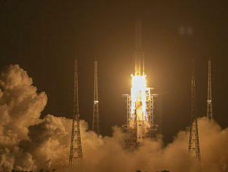 Čína vypustila sondu na odvrátenú stranu mesiaca. Ako prvá na svete sa pokúsi získať vzorky