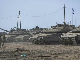 Izrael mení operáciu v Rafahu, aby nerozhneval USA. Porážka Hamasu tadiaľ nevedie, tvrdí Washington