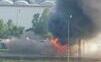 Požiar v Bratislave! Vagóny pohltili plamene: Z miesta sa valí hustý čierny dym FOTO
