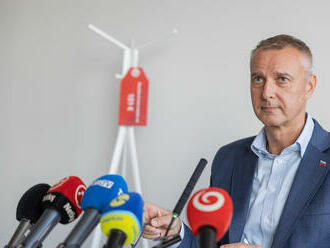Raši problémy s eurofondami v Prešovskom kraji hádže na Majerského